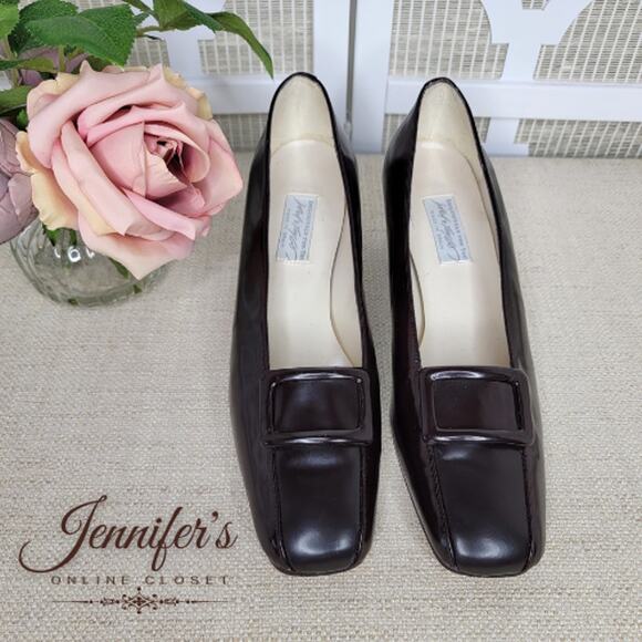 Lord & Taylor Women's Brown Patent Leather Buckle Block Heel Pumps Size 9.5 - Picture 3 of 14